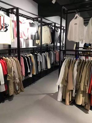 35000件品牌服裝低至5元！大興大型倉庫特賣引爆服裝批發(fā)熱潮